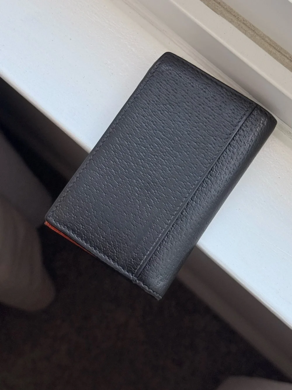 Gucci wallet decent